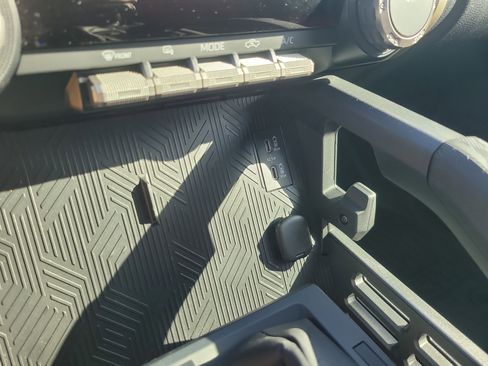 Used 2025 Toyota Tacoma TRD Sport RWD image 25