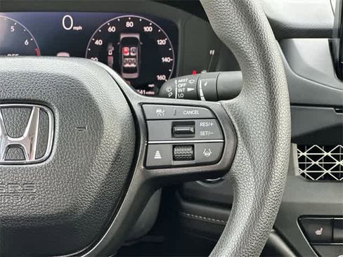 Used 2025 Honda Accord SE image 10