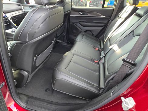 New 2025 Jeep Grand Cherokee Limited image 20