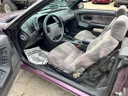 Used 1995 Chrysler LeBaron Convertible image 15