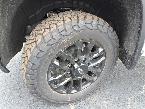 New 2026 Chevrolet Silverado 2500 LT w/ Trail Boss Package image 16