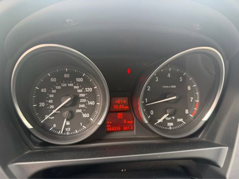 Used 2015 BMW Z4 sDrive28i RWD image 9