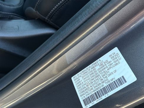 Used 2025 Honda Pilot EX-L image 29