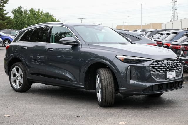 Used 2025 Audi Q5 Premium Plus w/ Premium Plus AWD/4WD image 26