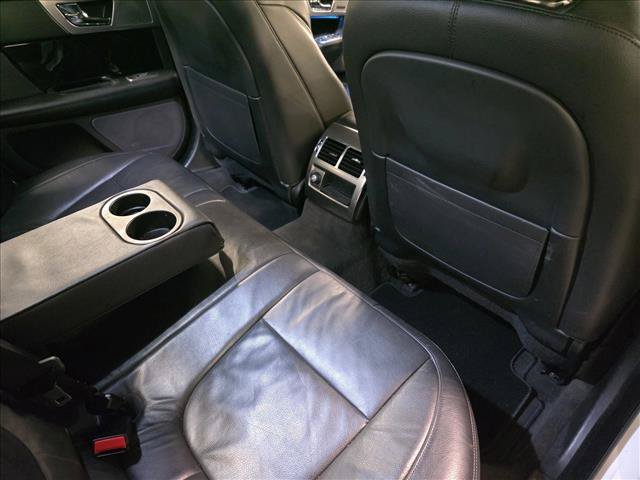 Used 2015 Jaguar XF Portfolio AWD/4WD image 11