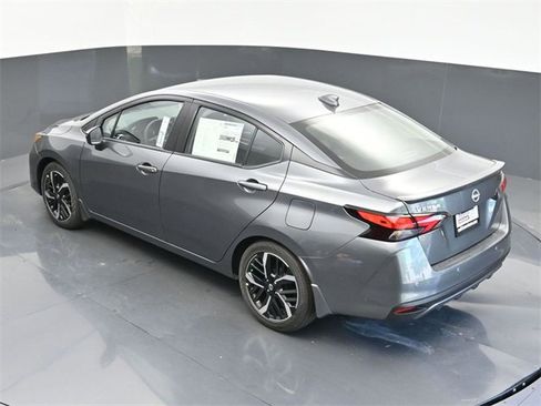 New 2025 Nissan Versa SR w/ Trunk Package image 30
