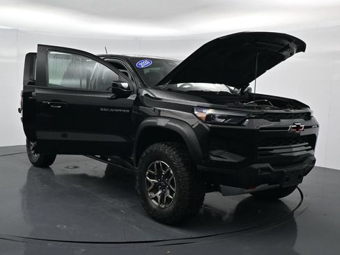 Used 2025 Chevrolet Colorado ZR2 AWD/4WD image 43