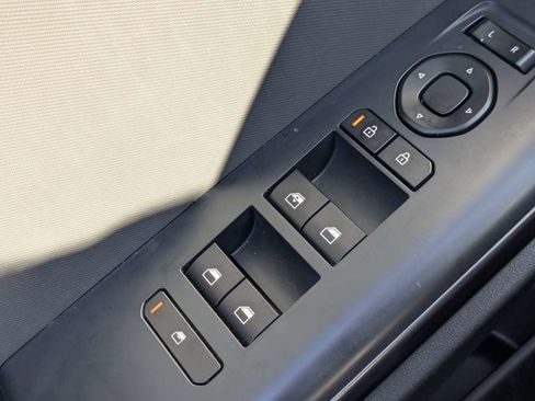 Used 2025 Kia K4 FWD image 20