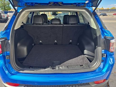 Used 2021 Jeep Compass Trailhawk image 25