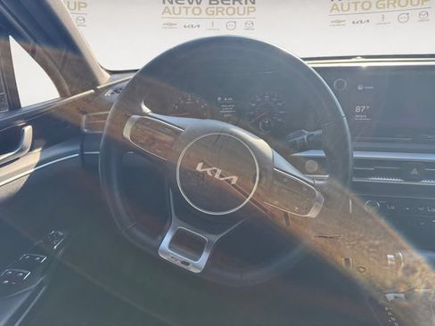 Used 2022 Kia K5 GT-Line w/ GT-Line FWD Premium Package image 12
