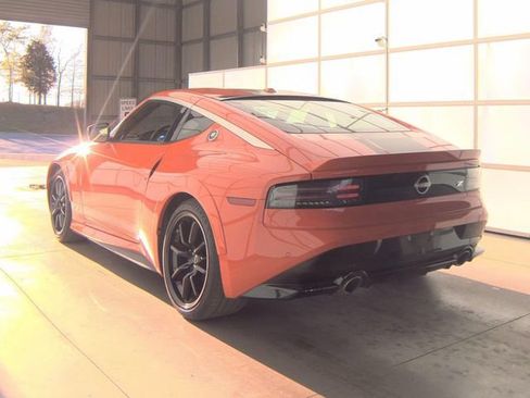 Used 2024 Nissan Z Performance w/ Heritage Edition image 6