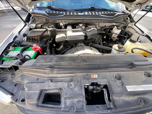 Used 2019 Ford F250 XLT w/ XLT Value Package image 28