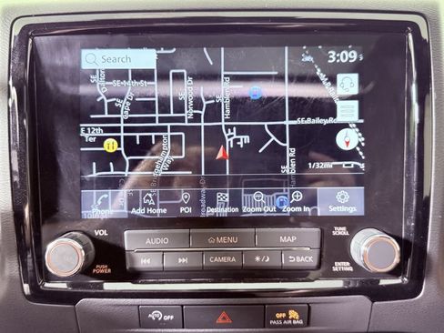 Used 2023 Nissan Frontier PRO-4X w/ Pro-4X Premium Package AWD/4WD image 17