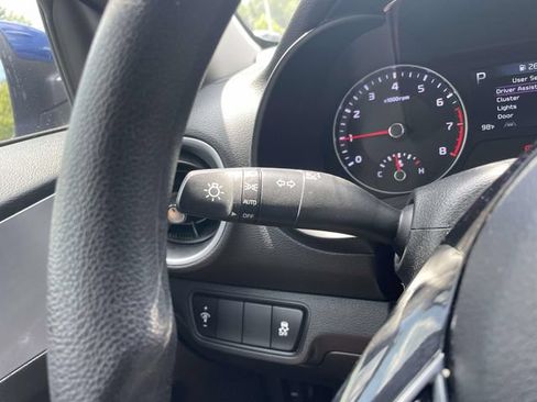Certified 2022 Kia Forte LXS FWD image 24