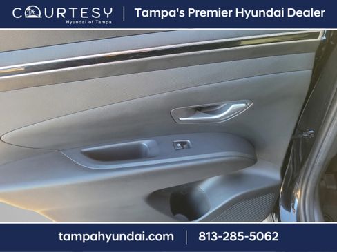 Certified 2023 Hyundai Tucson SE image 24