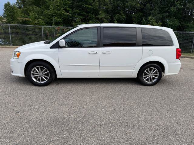 Used 2016 Dodge Grand Caravan SE FWD image 8