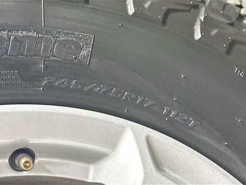 Used 2022 Jeep Wrangler Sport S image 33