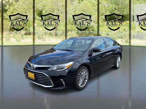 Used 2016 Toyota Avalon Limited FWD image 1