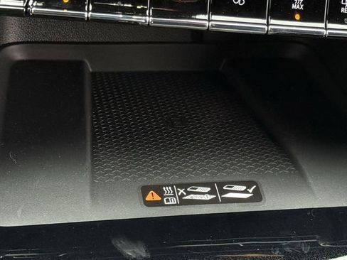 New 2026 Chevrolet Traverse LT image 19