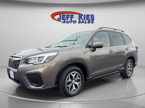 Used 2019 Subaru Forester Premium AWD/4WD image 1