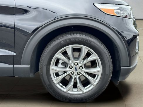 Used 2023 Ford Explorer XLT w/ Equipment Group 202A image 40