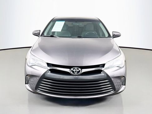Used 2016 Toyota Camry XLE FWD image 8