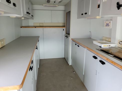 Used 2007 Ford E-450 and Econoline 450 image 17