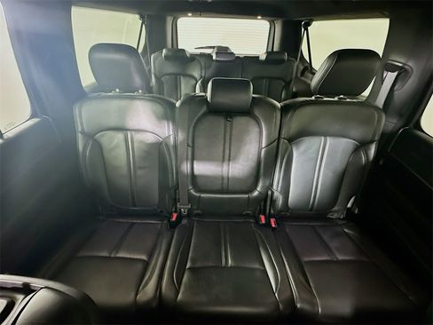 Used 2024 Jeep Wagoneer L Series II w/ Flexible Seating Group image 13
