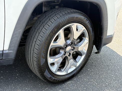 Used 2021 Jeep Compass Limited AWD/4WD image 5