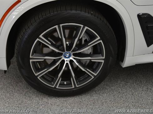 Used 2024 BMW X5 xDrive50e w/ M Sport Package image 47