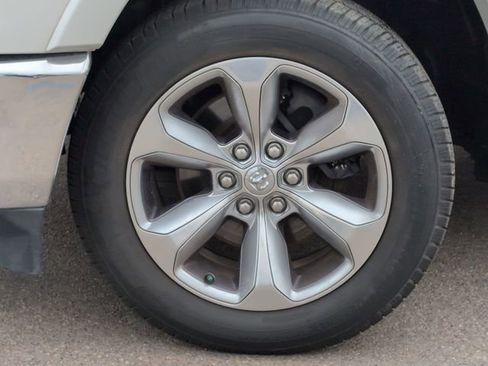 Used 2020 RAM 1500 Limited RWD image 9