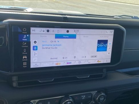 New 2025 Jeep Gladiator High Tide image 21