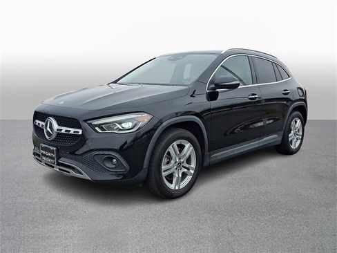 Used 2023 Mercedes-Benz GLA 250 4MATIC image 1