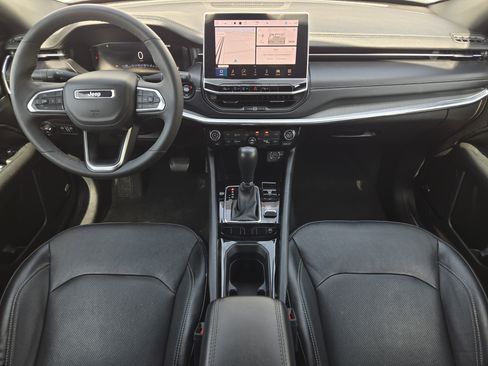 Used 2023 Jeep Compass High Altitude image 29