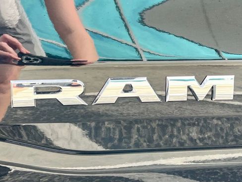 Used 2022 RAM 1500 Laramie image 14