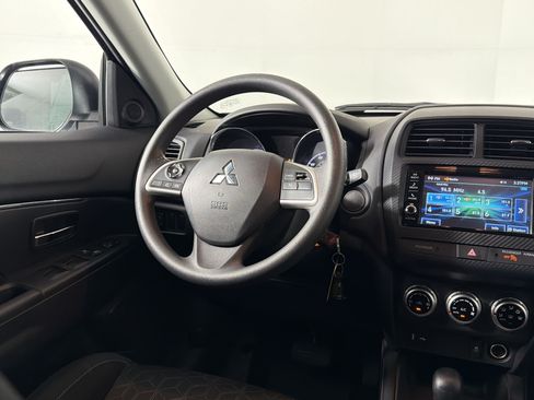 Used 2025 Mitsubishi Outlander Sport ES AWD/4WD image 25