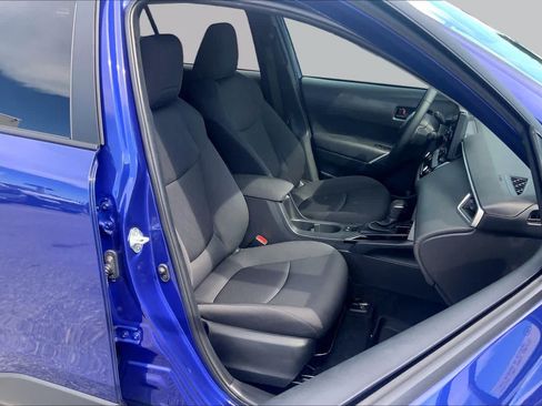 Used 2024 Toyota Corolla Cross LE FWD image 9