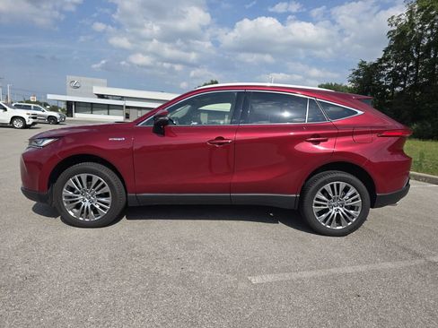 Used 2021 Toyota Venza Limited AWD/4WD image 5