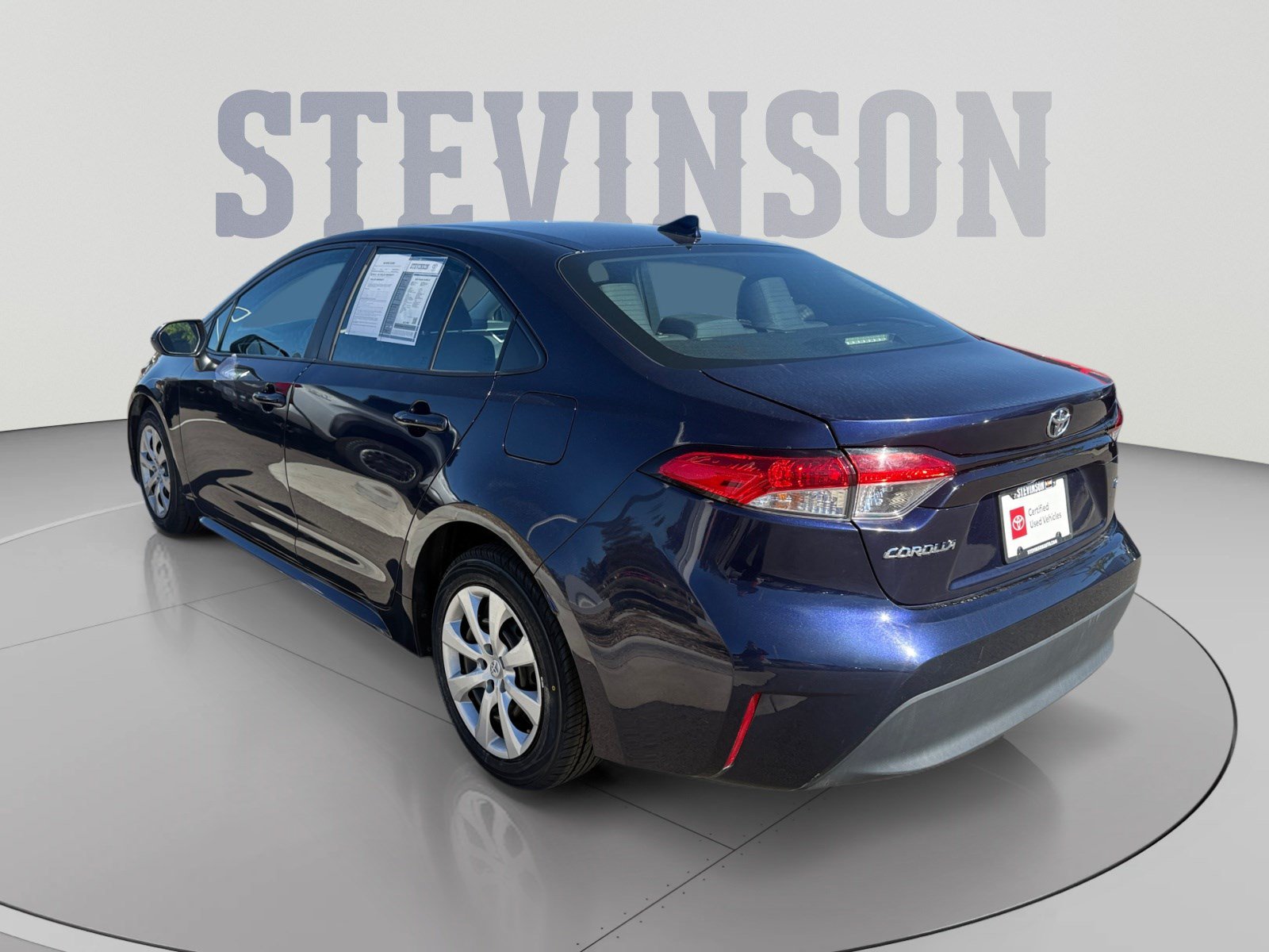 Used 2024 Toyota Corolla LE FWD image 3