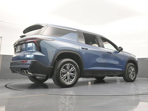 Used 2024 Chevrolet Traverse LS FWD image 70