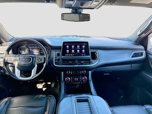 Used 2021 GMC Yukon XL SLT image 24