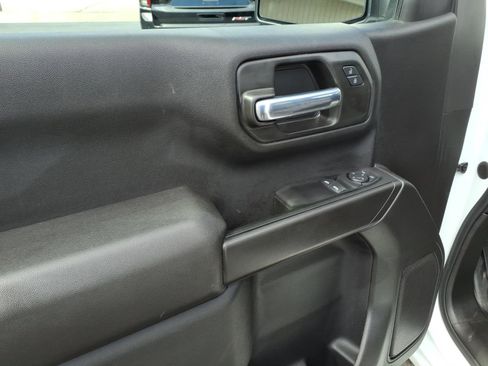 Used 2022 GMC Sierra 1500 Pro w/ Pro Value Package image 9