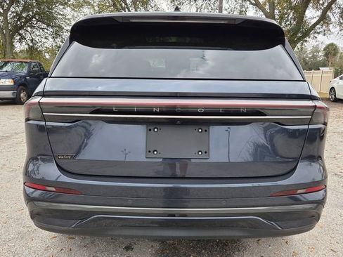 Used 2024 Lincoln Nautilus Reserve w/ Equipment Group 202A image 6