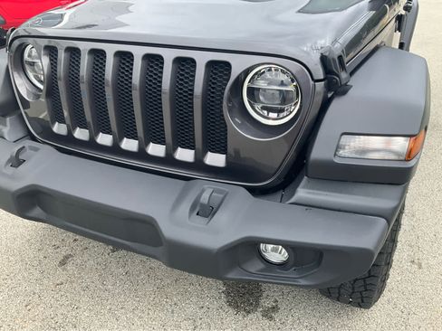 Used 2022 Jeep Wrangler Unlimited Sport AWD/4WD image 23