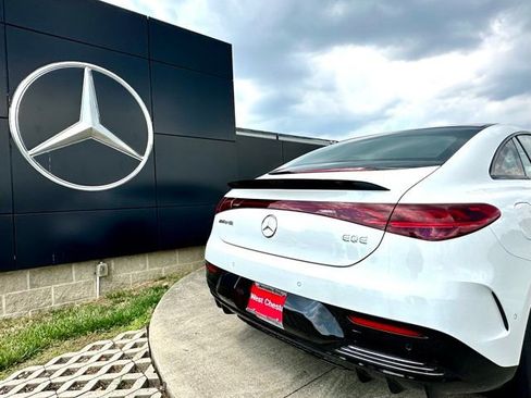 Used 2022 Tesla Model Y Performance image 23