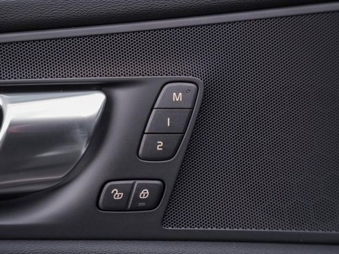 New 2026 Volvo XC60 B5 Plus w/ Protection Package Premier image 42