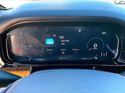 Used 2022 Jeep Grand Wagoneer Series III w/ Rear Seat Video Group 1 image 22