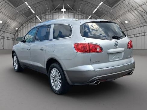 Used 2012 Buick Enclave Leather FWD image 3