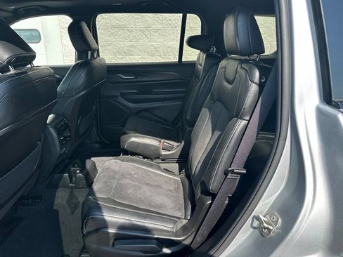 Certified 2023 Jeep Grand Cherokee L Laredo AWD/4WD image 8
