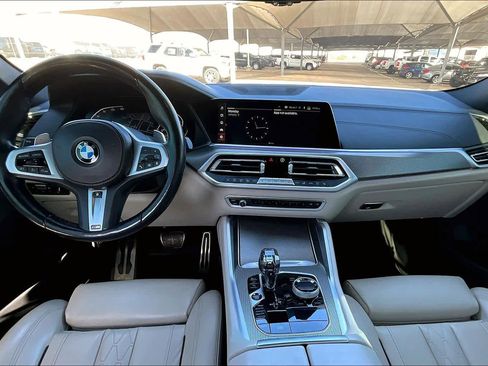 Used 2022 BMW X6 xDrive40i w/ Executive Package image 14